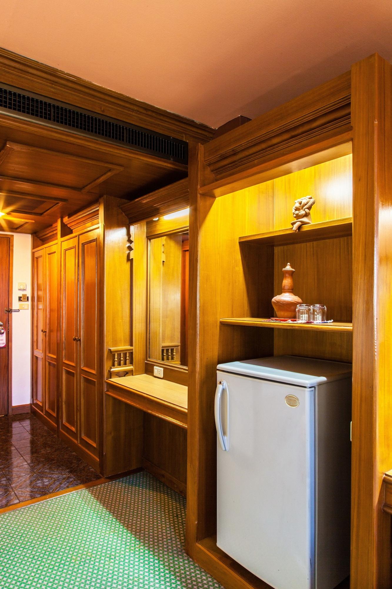 Baan Din Ki Hotel Chiang Mai Bagian luar foto