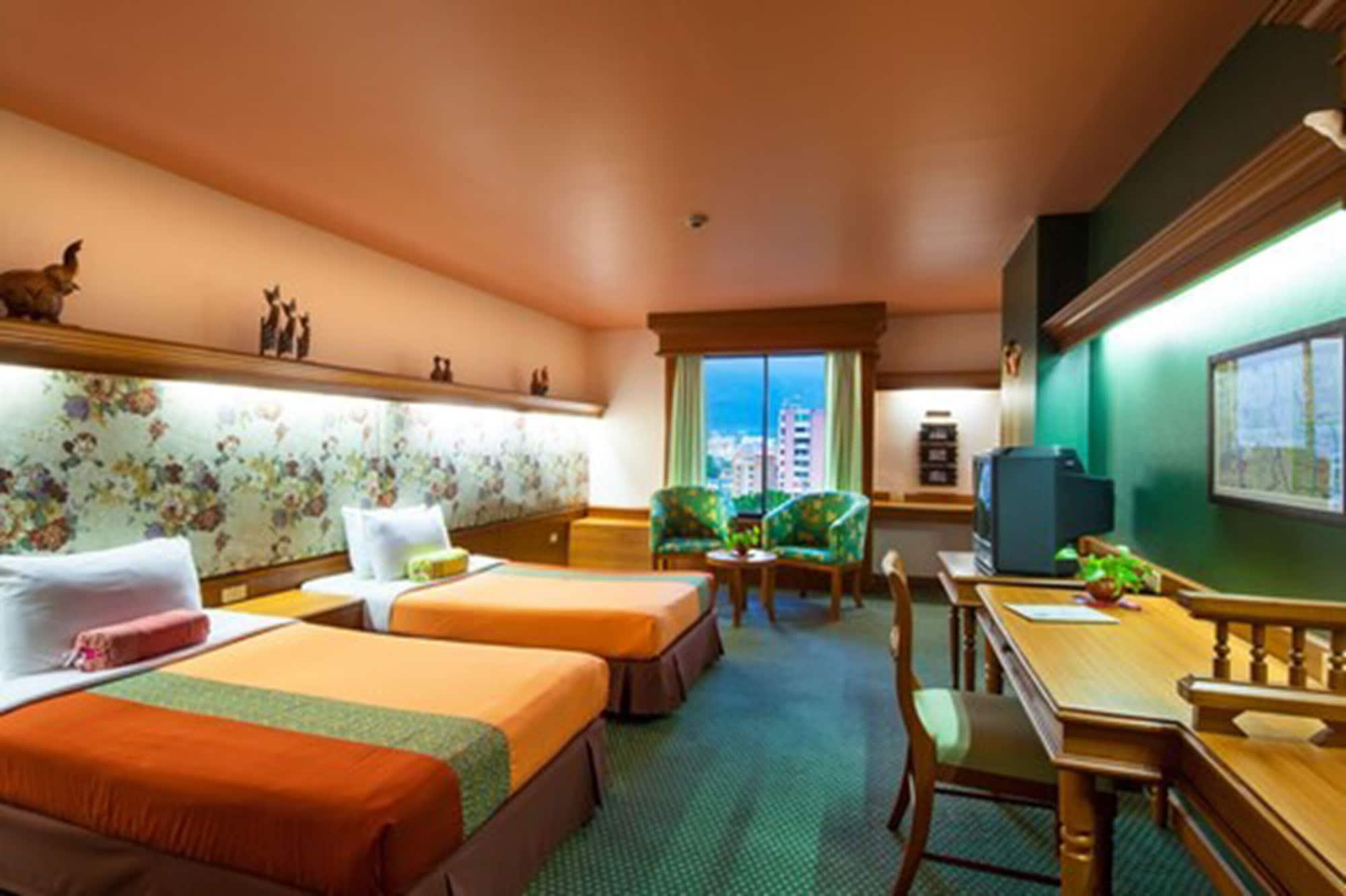 Baan Din Ki Hotel Chiang Mai Bagian luar foto